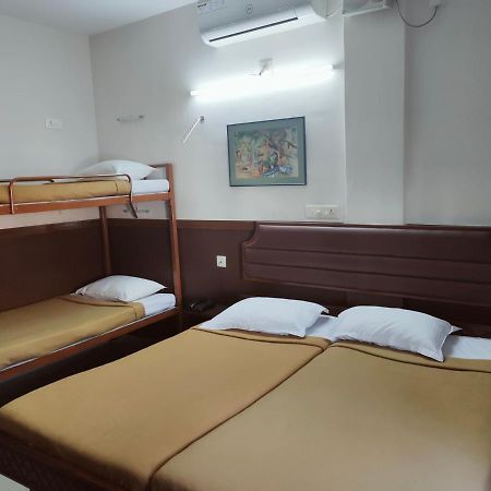 Hotel Maple Regency Kochi Εξωτερικό φωτογραφία