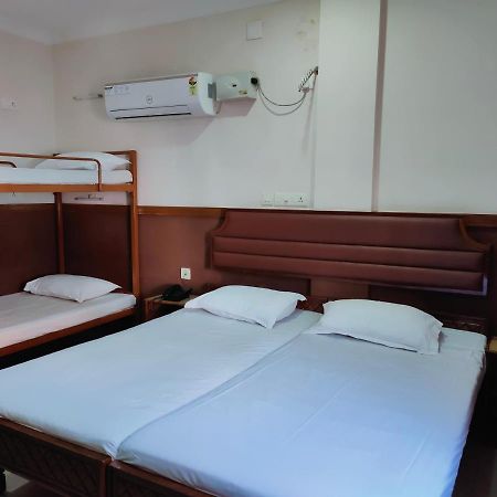 Hotel Maple Regency Kochi Εξωτερικό φωτογραφία