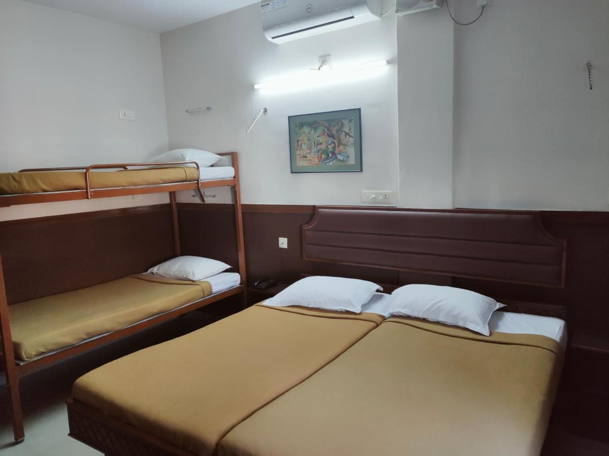 Hotel Maple Regency Kochi Εξωτερικό φωτογραφία