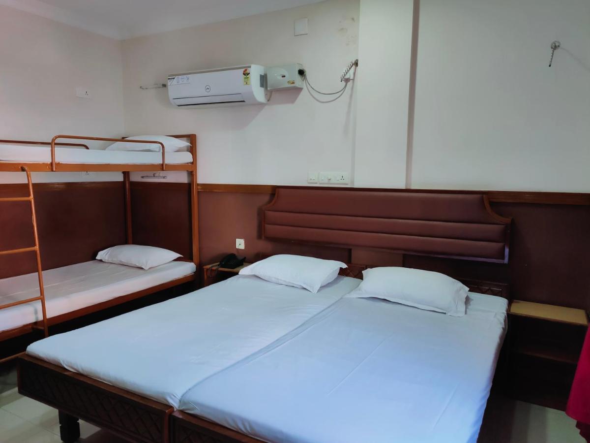 Hotel Maple Regency Kochi Εξωτερικό φωτογραφία